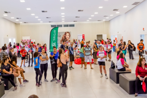 Mulher: &quot;Cante a liberdade de ser você mesma&quot;